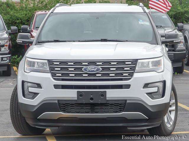 2017 Ford Explorer XLT 4dr SUV